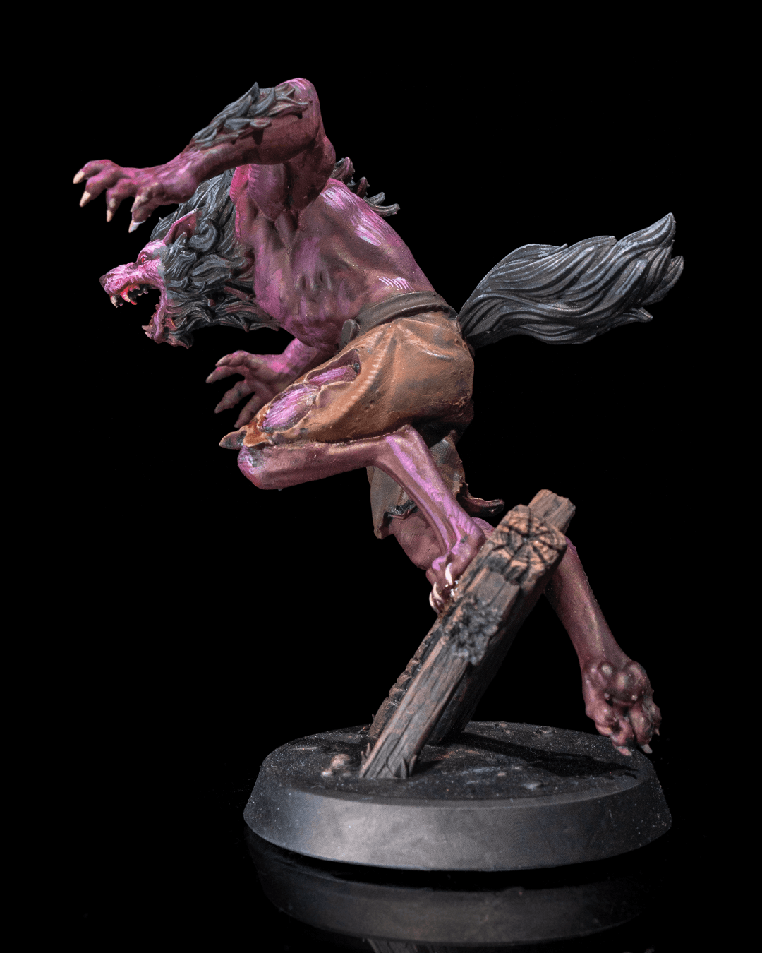 Ferocious Werewolf Miniature – 32mm Scale for Tabletop RPGs